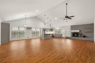 15619 Boulder Oaks Dr, Houston, TX 77084 - Photo 4