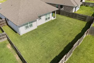 11935 Sunshine Park Dr N, Willis, TX 77318 - Photo 32