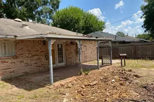 718 Hollyvale Dr, Houston, TX 77060 - Photo 20