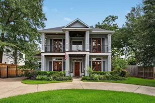 818 W 43rd St, Houston, TX 77018 - Photo 1