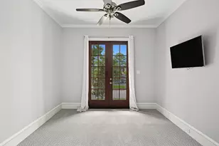 818 W 43rd St, Houston, TX 77018 - Photo 28