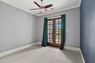 818 W 43rd St, Houston, TX 77018 - Photo 22