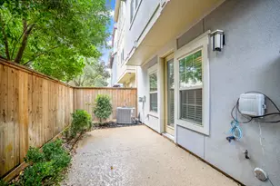 11005 Acorn Falls Dr, Houston, TX 77043 - Photo 22