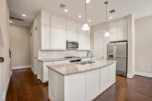 11005 Acorn Falls Dr, Houston, TX 77043 - Photo 12