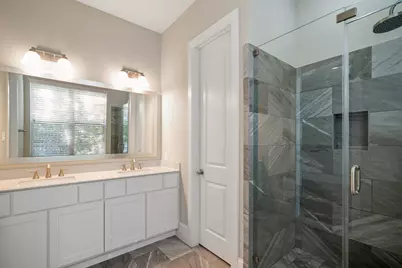 11005 Acorn Falls Drive, Houston, TX 77043 - Photo 16