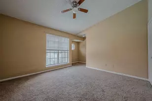 11201 Lynbrook Dr, Houston, TX 77042 - Photo 16