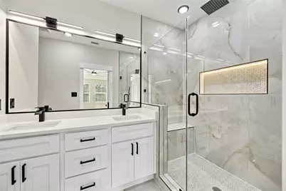 1030 Reverend Bj Lewis Dr Street #A, Houston, TX 77088 - Photo 14