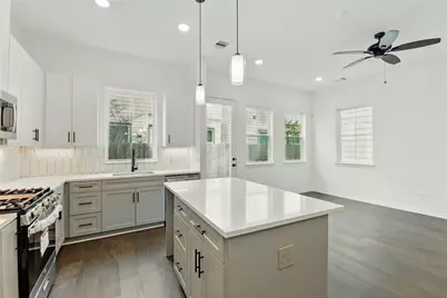 9902 Clark Road #I, Houston, TX 77076 - Photo 12