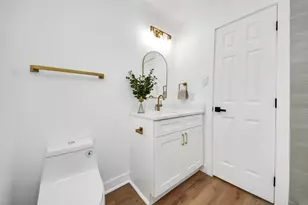 717 Phyllis Ct, Conroe, TX 77303 - Photo 14