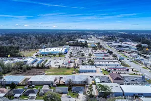 717 Phyllis Ct, Conroe, TX 77303 - Photo 34