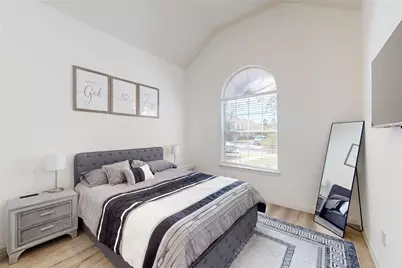 18 Avenswood Place, The Woodlands, TX 77382 - Photo 16