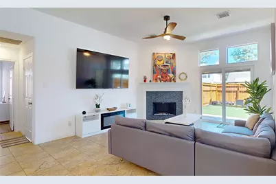18 Avenswood Place, The Woodlands, TX 77382 - Photo 2