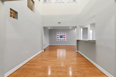 4004 Montrose Boulevard #43, Houston, TX 77006 - Photo 18