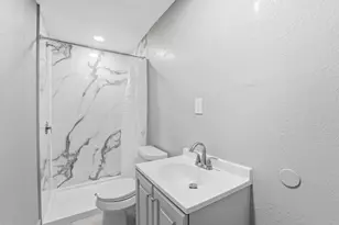 7603 Avenue K, Houston, TX 77012 - Photo 12