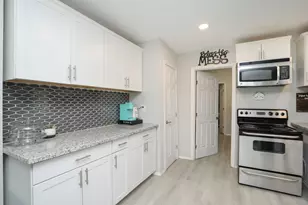 323 N Outlar St, Wharton, TX 77488 - Photo 12