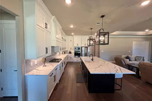 838 Oak Ridge Dr, Angleton, TX 77515 - Photo 16