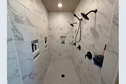 838 Oak Ridge Drive, Angleton, TX 77515 - Photo 40