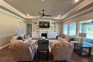 838 Oak Ridge Dr, Angleton, TX 77515 - Photo 10