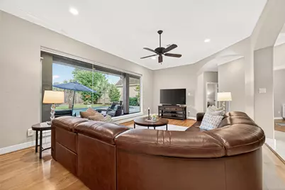 22 Stonegate Park Court, Spring, TX 77379 - Photo 2