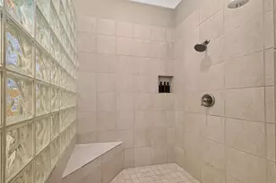 22 Stonegate Park Ct, Spring, TX 77379 - Photo 34