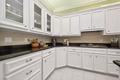 22 Stonegate Park Court, Spring, TX 77379 - Photo 18