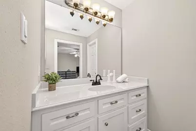 22 Stonegate Park Court, Spring, TX 77379 - Photo 46