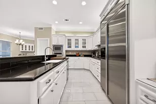 22 Stonegate Park Ct, Spring, TX 77379 - Photo 20