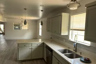 989 Alberdie Dr, Crystal Beach, TX 77650 - Photo 22