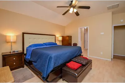 2418 Honey Locust Drive, Katy, TX 77449 - Photo 16