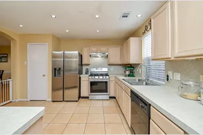 2418 Honey Locust Drive, Katy, TX 77449 - Photo 14