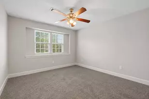 11910 Mullins Dr, Houston, TX 77035 - Photo 20
