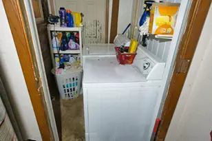 402 E Smith St, Brazoria, TX 77422 - Photo 8