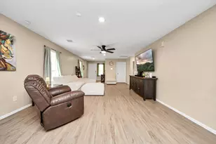 332 Riverwood Village Ln, Sealy, TX 77474 - Photo 12