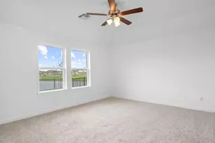 13 Robin Ct, Angleton, TX 77515 - Photo 14