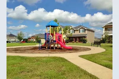 11915 Sanspereil Drive, Houston, TX 77047 - Photo 16