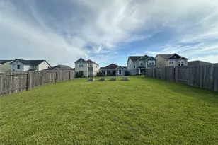 11079 N Lake Mist Ln, Willis, TX 77318 - Photo 24