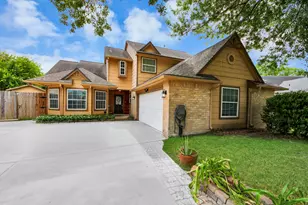 12303 Gambit Dr, Stafford, TX 77477 - Photo 1