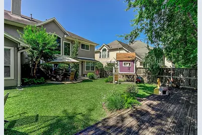 11114 Sherwood Garden Drive, Houston, TX 77043 - Photo 32