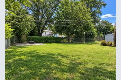 4807 Avenue P 1/2, Galveston, TX 77551 - Photo 10