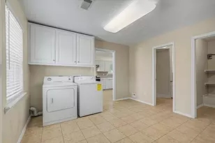 827 Pickney Ave, Port Bolivar, TX 77650 - Photo 34