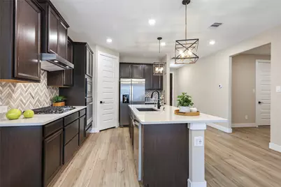 2013 Woodland Pine Court, The Woodlands, TX 77384 - Photo 6