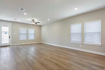 2013 Woodland Pine Court, The Woodlands, TX 77384 - Photo 14