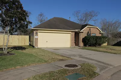 4031 Raspberry Court, Dickinson, TX 77539 - Photo 2