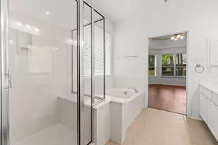 10 Majolica Pl, The Woodlands, TX 77382 - Photo 14