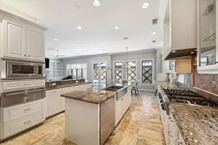 2809 Georgetown St, West University Place, TX 77005 - Photo 10