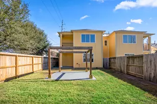 104 Estelle St, Houston, TX 77003 - Photo 2