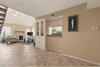 6201 Beverlyhill Street #1, Houston, TX 77057 - Photo 6