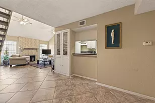 6201 Beverly Hill St, Houston, TX 77057 - Photo 6