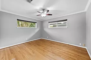 4517 Willowbend Blvd, Houston, TX 77035 - Photo 12