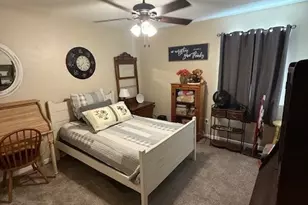 2402 Sycamore Ave, Huntsville, TX 77340 - Photo 38